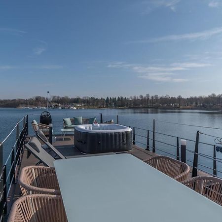 La Dolce Vita House Boat 호텔 Lisanza 외부 사진